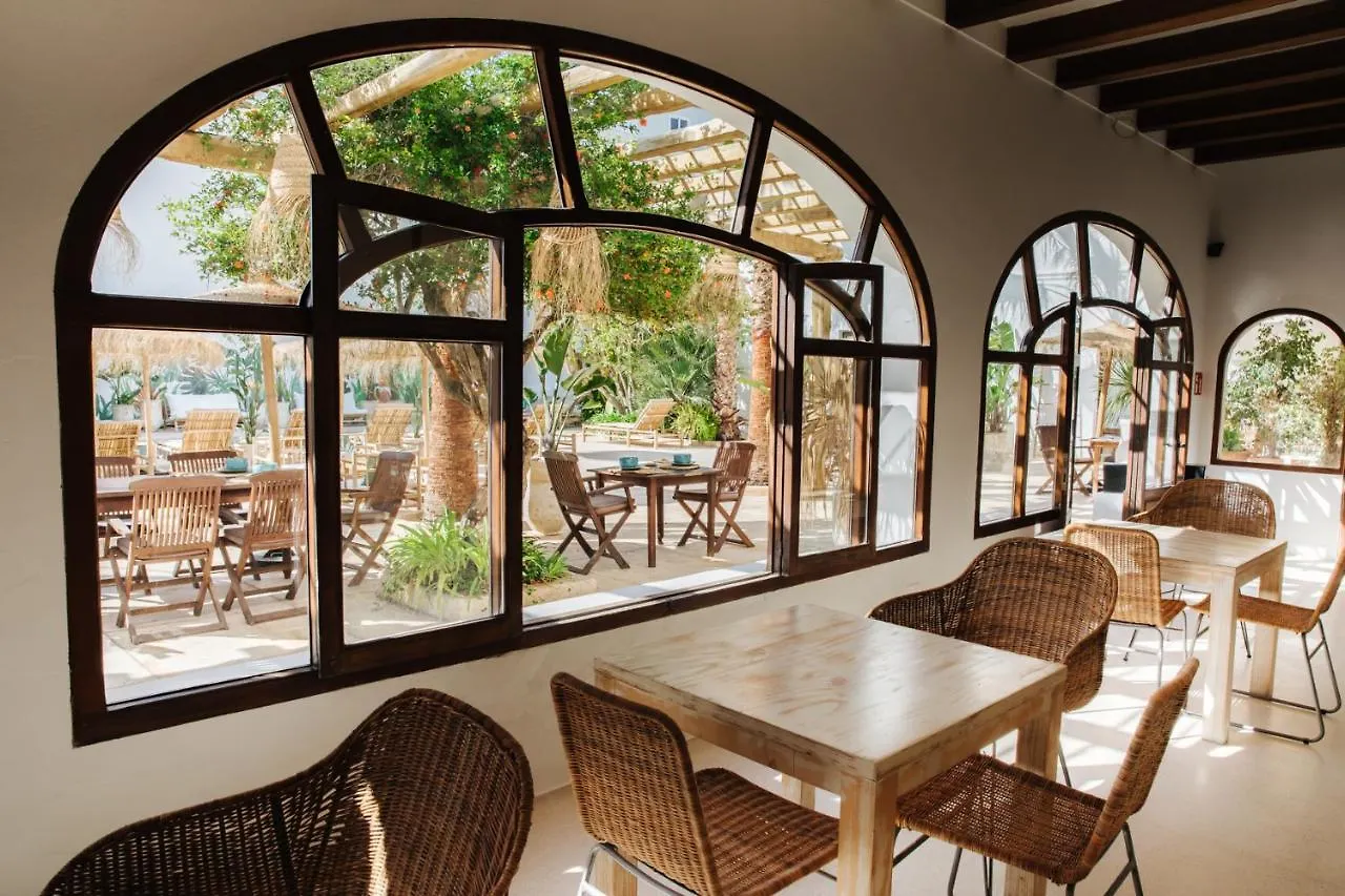 La Bohemia Del Rio Boutique Hotel - Adults Only Santa Eularia des Riu 2*,