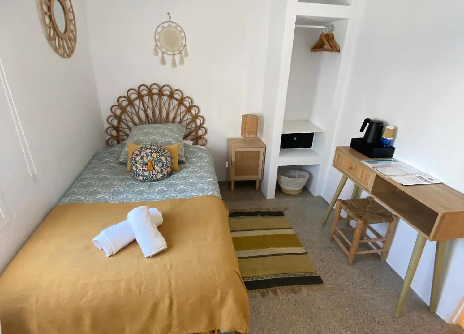 La Bohemia Del Rio Boutique Hotel - Adults Only 산타 에우랄리아 데 리오 2*,  스페인